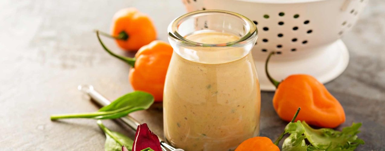 sriracha-ranch-salad-dressing-2023-11-27-05-19-32-utc